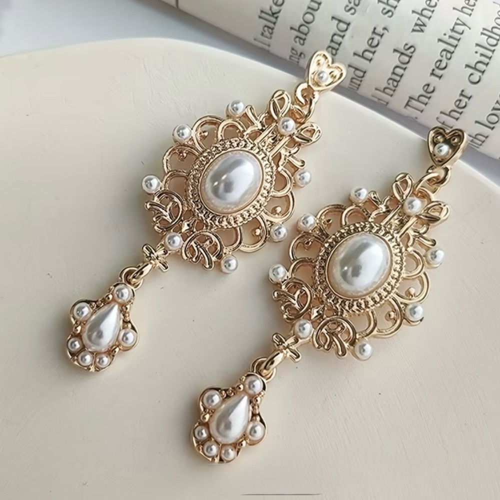 Ornate Gold and Pearl Filigree Earrings